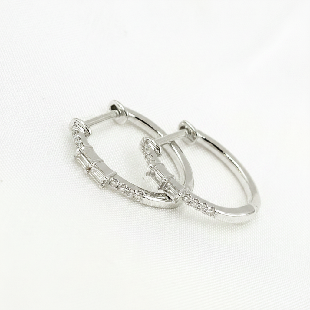 EHC57035. 14k Solid Gold Diamond Oval Hoops