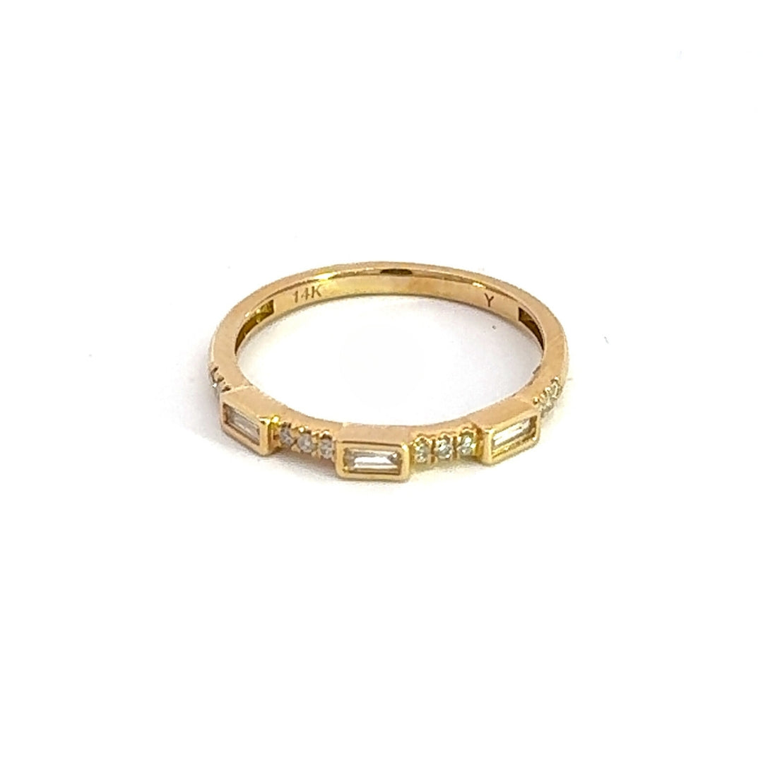 14k Solid Gold Baguette Diamond Ring. RAC01201