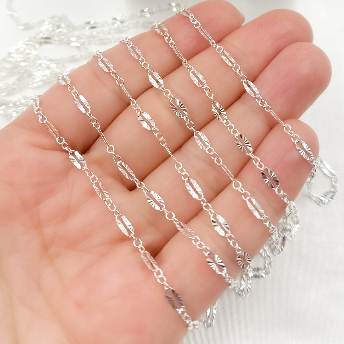 163SBSFSS. Sterling Silver Diamond Cut Marina Link Chain
