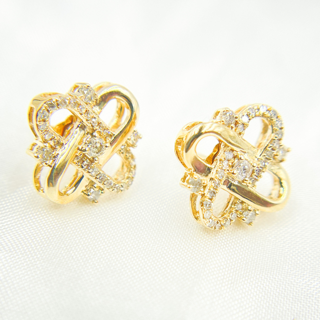 EFF51917. 14k Solid Yellow Gold Infinity Heart Studs