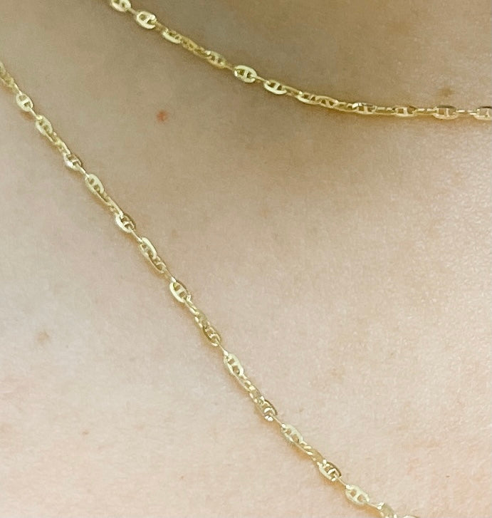 L42024. 14k Solid Gold Marina Link Chain