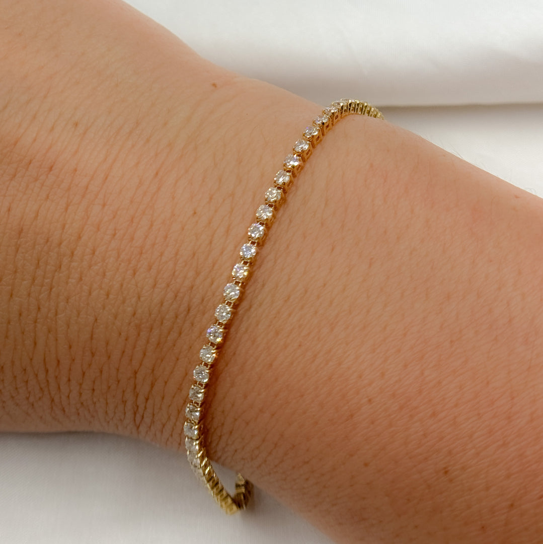 14k Solid Gold Diamond Tennis Bracelet. BTR65202