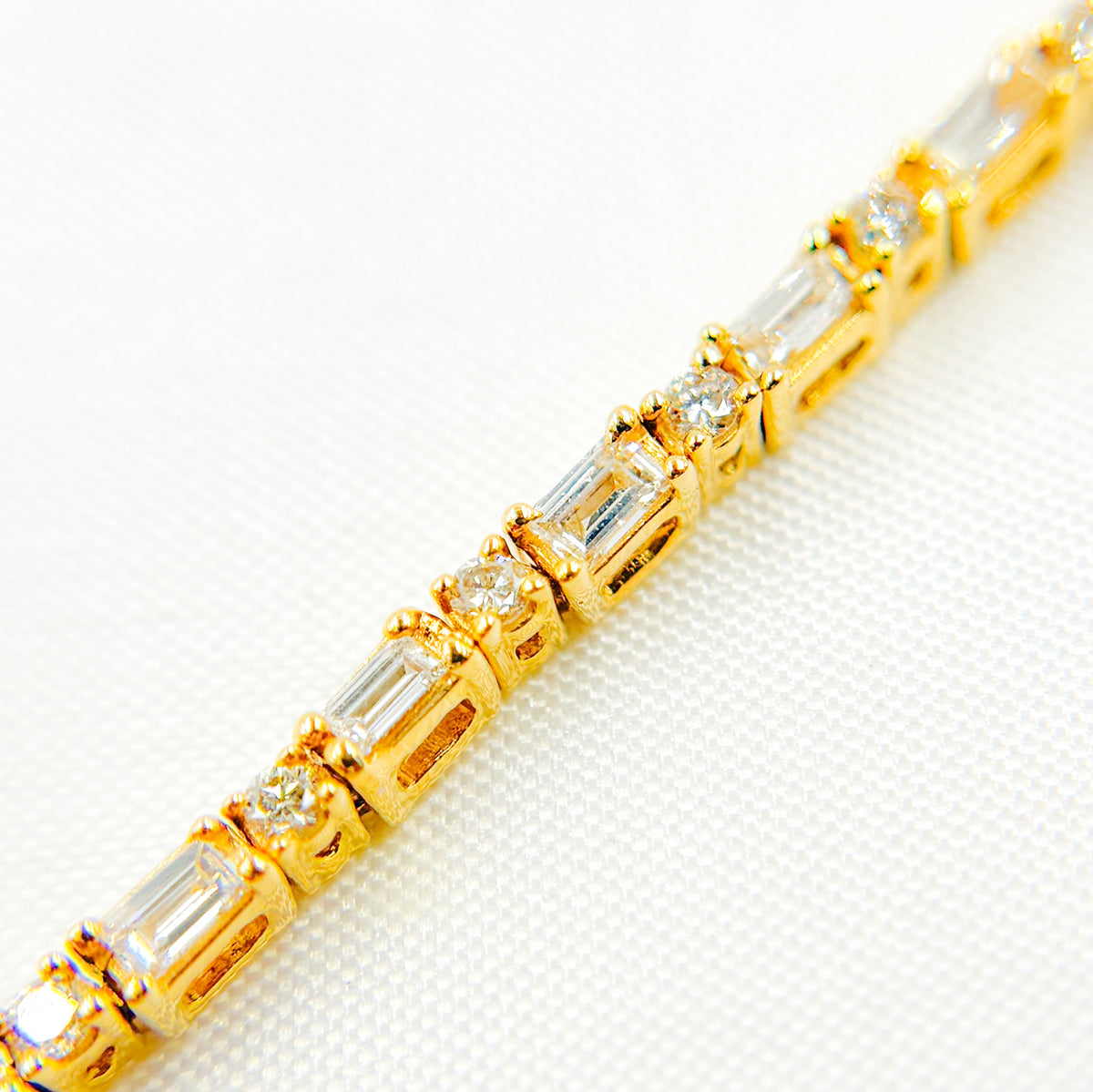 BTN65081. 14k Solid Gold Diamond Baguette Bracelet