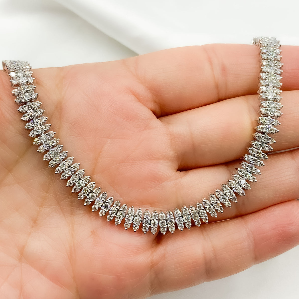NFT70751. 14K Solid White Gold Diamond Necklace