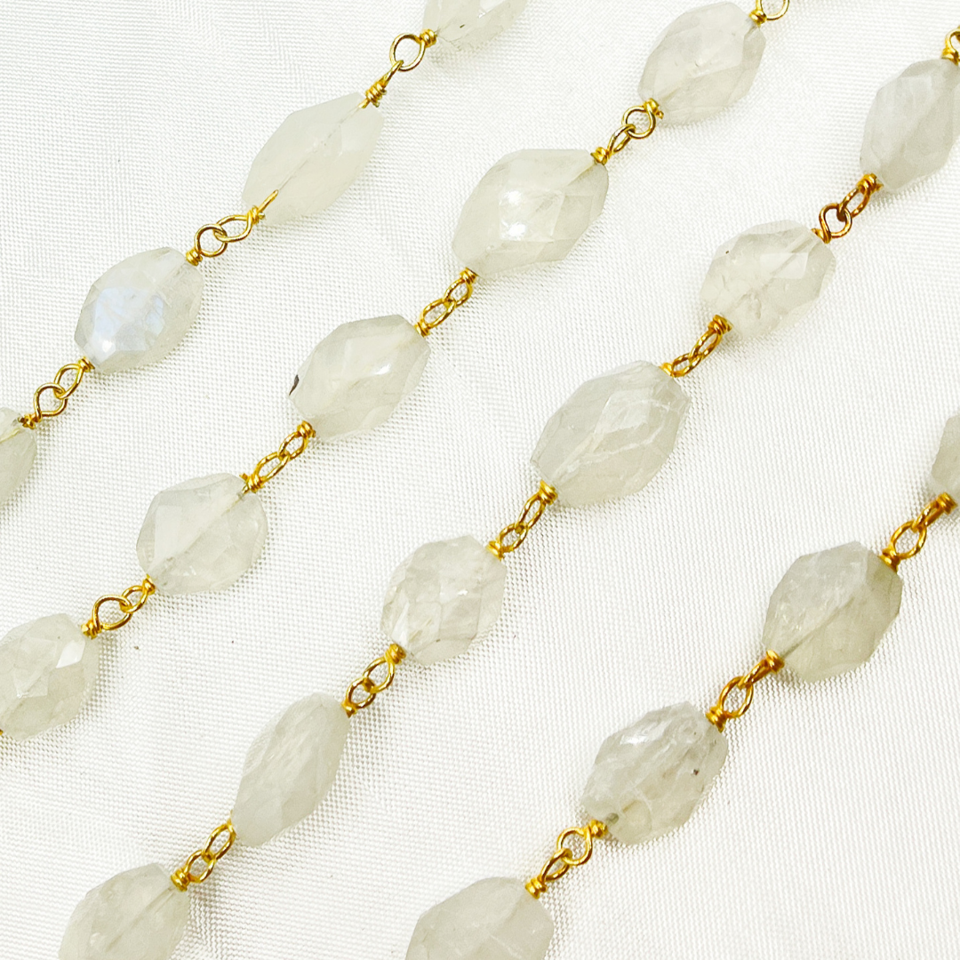 Moonstone Oval Shape Gold Plated Wire Chain. MS56