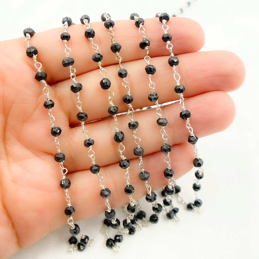 BSP55. Black Spinel 925 Sterling Silver Wire Chain