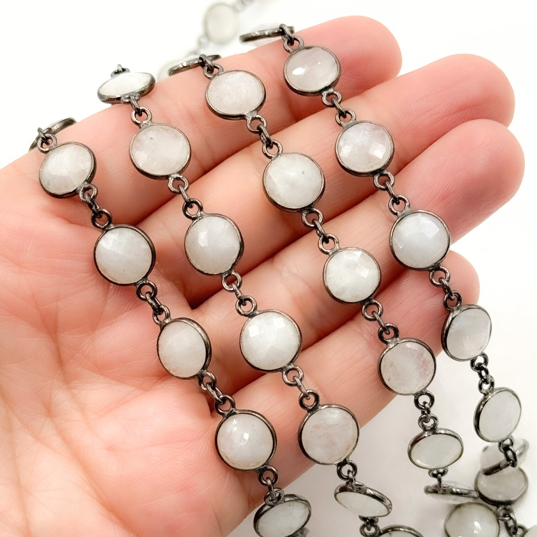 White Moonstone Round Shape Bezel Oxidized Wire Chain. WMS41