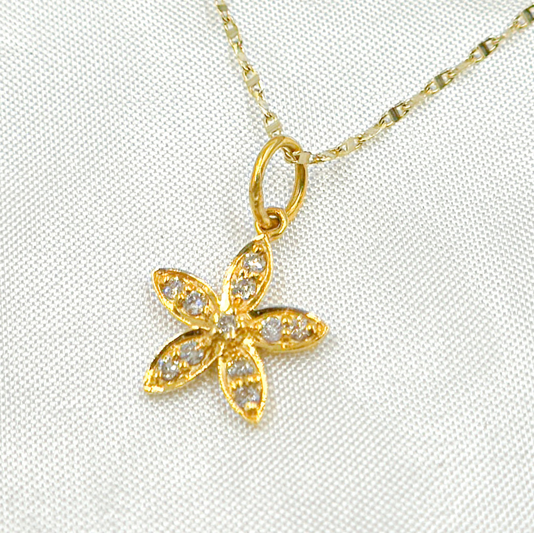 14k Solid Gold Diamond Flower Charm. GDP11