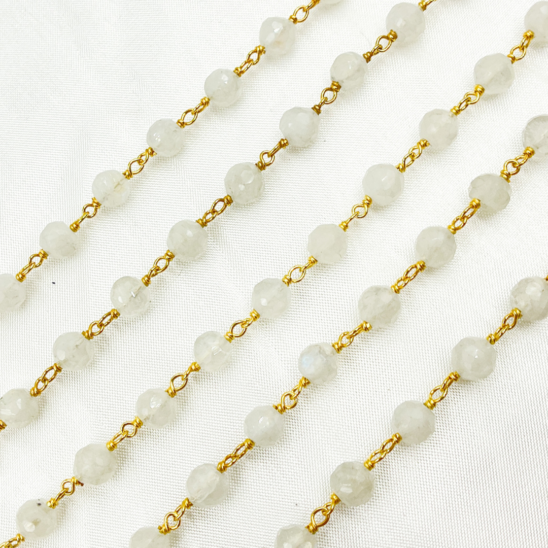 Moonstone Gold Plated Wire Chain. MS53