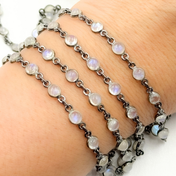 White Moonstone Round Shape Bezel Oxidized Wire Chain.