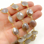 Load image into Gallery viewer, Coated Light Grey Organic Shape Bezel Gold Plated Wire Chain. CMS24
