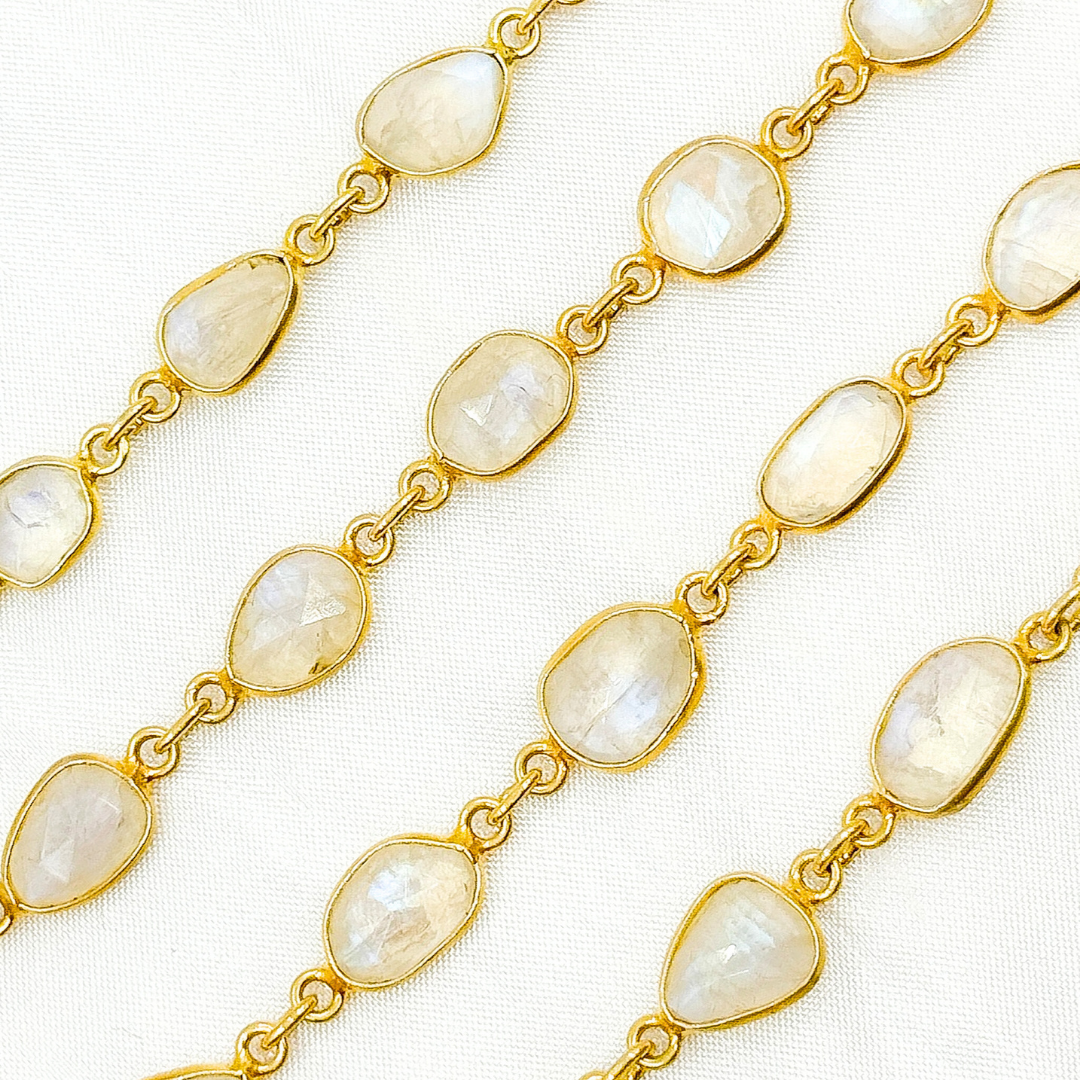 White Moonstone Organic Shape Bezel Gold Plated Wire Chain. WMS14