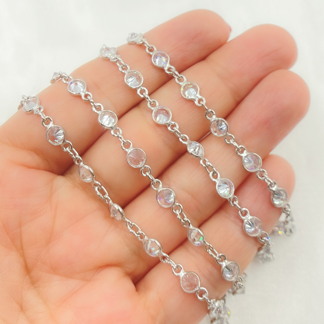 Cubic Zirconia Round Shape Connected Chain. CZ28