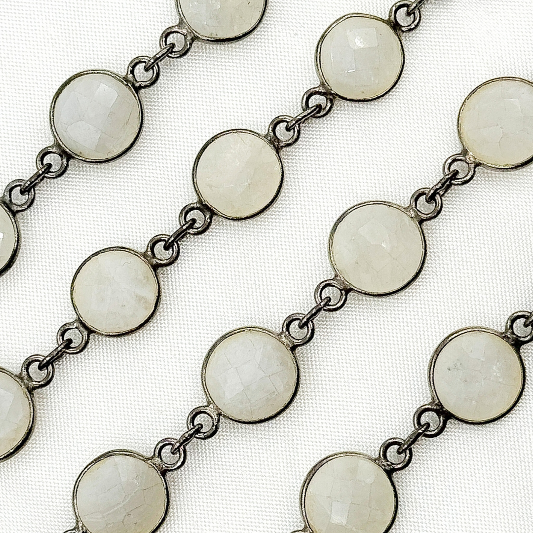 White Moonstone Round Shape Bezel Oxidized Wire Chain. WMS41