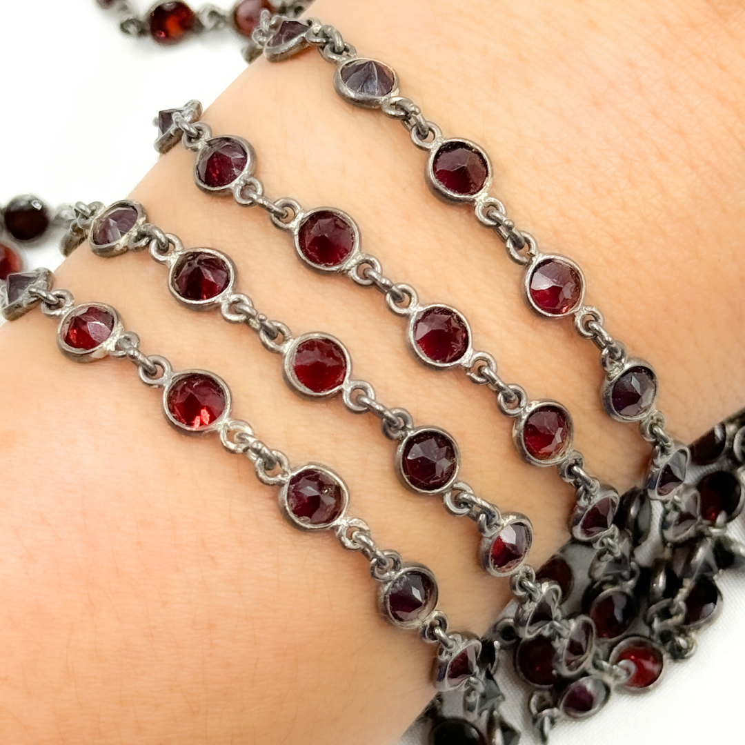 Garnet Round Shape Bezel Oxidized Wire Chain. GAR2